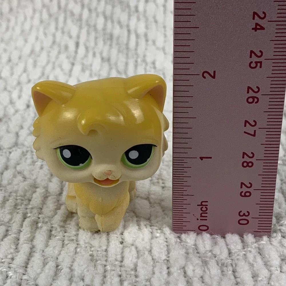 Littlest Pet Shop Cat LPS First Generation‎ Authentic Moving Tongue 2005 Yellow
